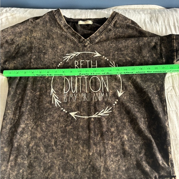 Zenana Long Sleeve Top. Small. Yellowstone Theme. Distressed look. - Picture 5 of 7